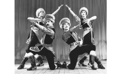 “Еҙ үксә” бейеүе