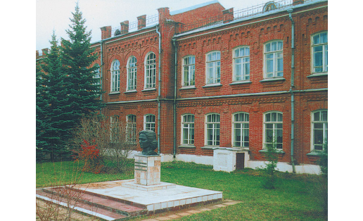 ДАВЛЕТШИНА Хадия Лутфулловна